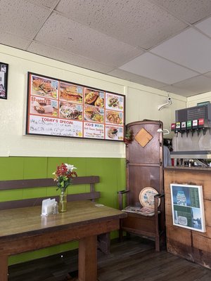 Ty's Hamburgers by null