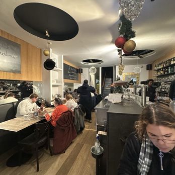 Café Georgette - Cafes Near Me - Brussels, BRU Café Georgette - Cafes Near Me - Brussels, BRU
