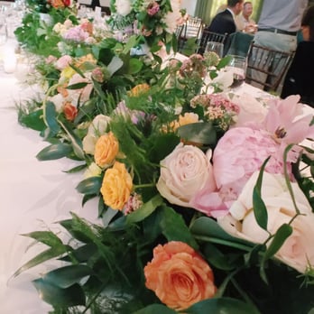 B&B Designs, LLC - Flowers on our head table - Florists Near Me