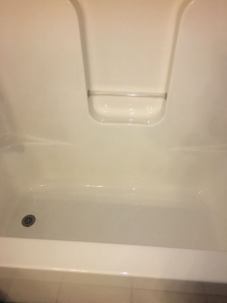 Slide of Velásquez Cleaning Company