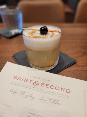 Saint & Second by null