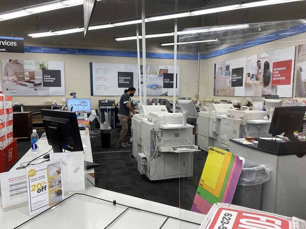 STAPLES Updated August 2024 14 Photos & 21 Reviews 160 East Sunrise Hwy, Freeport, New