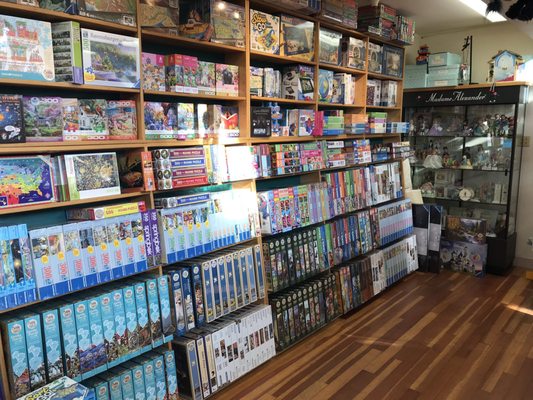 SPUNKY SKUNK - Updated January 2025 - 18 Photos & 21 Reviews - 344 N