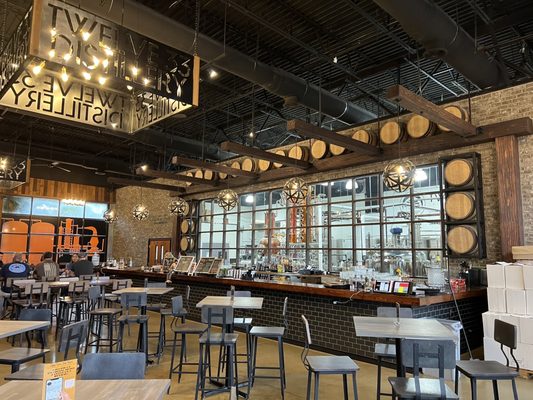 Twelve 33 Distillery by null