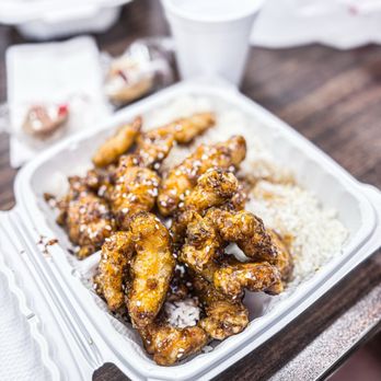 Four Seasons Gourmet Chinese Restaurant - Sesame chicken - Chinese Near Me - Davis, California Four Seasons Gourmet Chinese Restaurant - Sesame chicken - Chinese Near Me - Davis, California