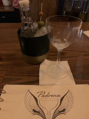 Padrona by null