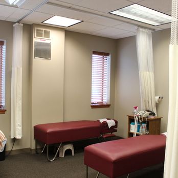 Algonquin Chiropractic Center - Adjustment Tables - Chiropractors Near Me - Algonquin, Illinois Algonquin Chiropractic Center - Adjustment Tables - Chiropractors Near Me - Algonquin, Illinois