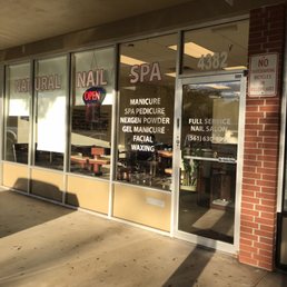 Front of the salon