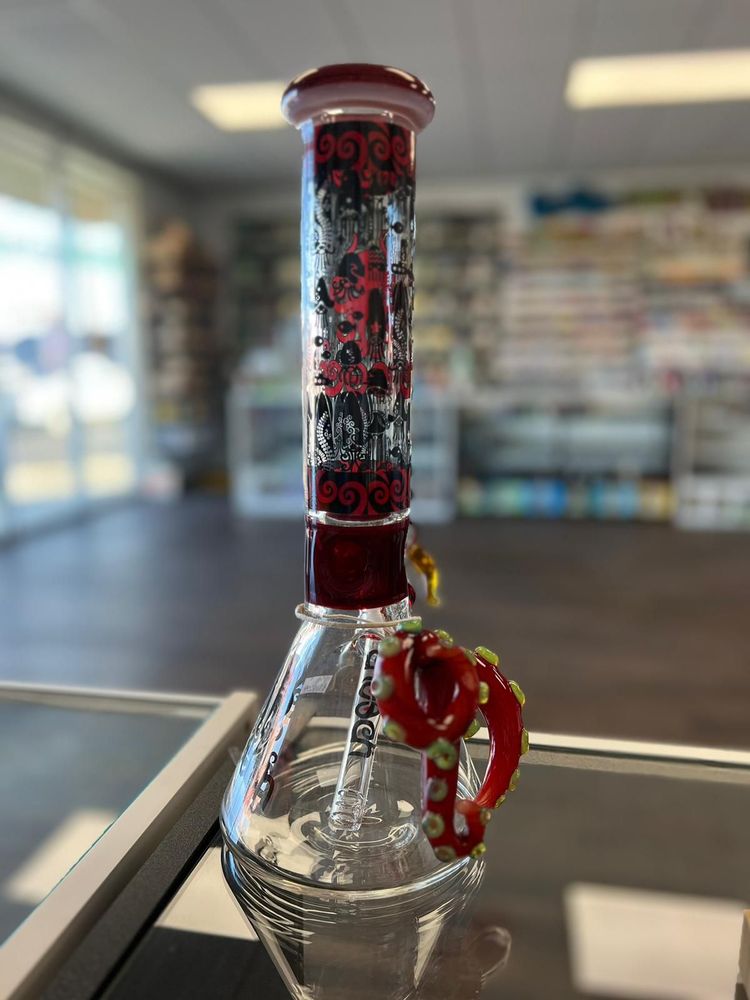 VAPE WORLD AND TOBACCO Updated September 2024 16 Photos 1820 N