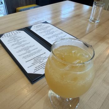 Grateful Vineyard - Half apple cider, half sparkling water - Wine Tasting Room Near Me - Mount Hood, Oregon Grateful Vineyard - Half apple cider, half sparkling water - Wine Tasting Room Near Me - Mount Hood, Oregon