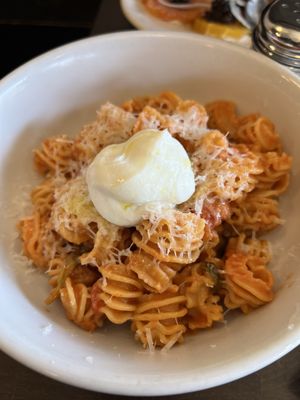 Fiorella Polk by null