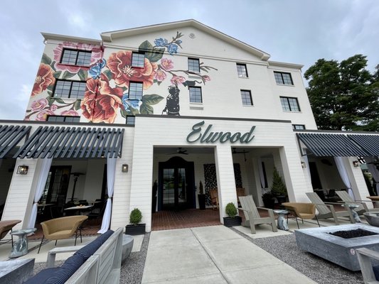 Elwood Hotel & Suites by null