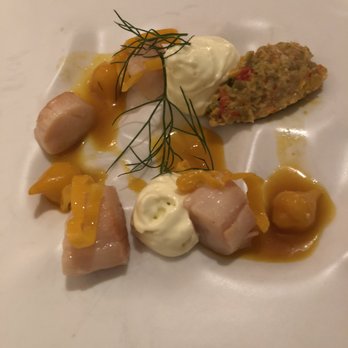 North Fork Table & Inn - Scallops with olive tapenade and pickled peppers - paired with chenin blanc - New American Near Me - Southold, New York North Fork Table & Inn - Scallops with olive tapenade and pickled peppers - paired with chenin blanc - New American Near Me - Southold, New York