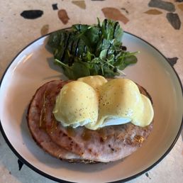 Eggs Benedict