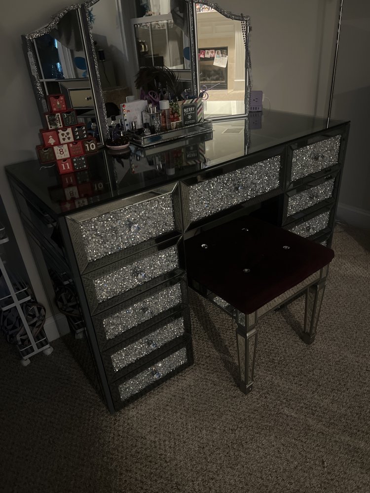 JERUSALEM DISCOUNT FURNITURE Updated August 2024 134 Photos 64 Market St, Lynn