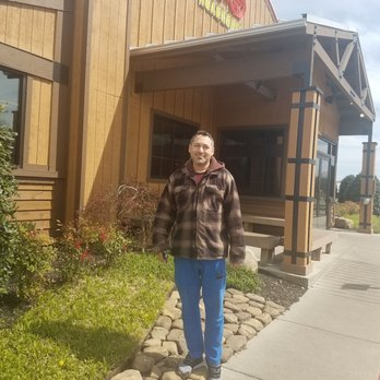 Logan's Roadhouse - Steakhouses Near Me - Manchester, Tennessee