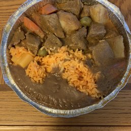 Carne guisada meal