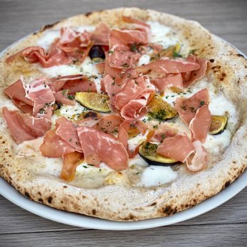iTalico - Whole wheat, Prosciutto, figs, Gorgonzola, mozzarella - Italian Near Me - Palo Alto, California iTalico - Whole wheat, Prosciutto, figs, Gorgonzola, mozzarella - Italian Near Me - Palo Alto, California