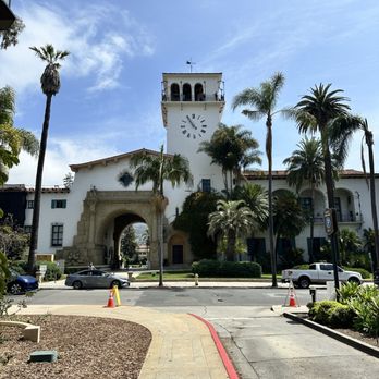 Santa Barbara County Courthouse - Entrance - Landmarks & Historical Buildings Near Me - Santa Barbara, California Santa Barbara County Courthouse - Entrance - Landmarks & Historical Buildings Near Me - Santa Barbara, California