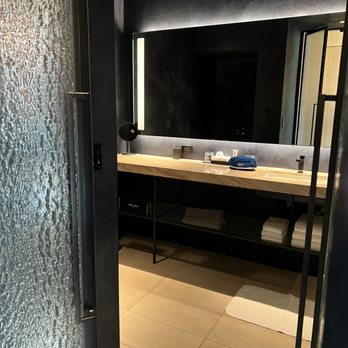 Nobu Hotel Chicago - Hotels Near Me - Chicago, Illinois