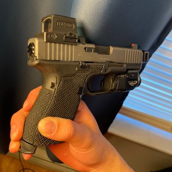 Dynamic Weapon Solutions - The cerakote is spotty and sub par by the back plate. - Guns & Ammo Near Me - Huntington Beach, California Dynamic Weapon Solutions - The cerakote is spotty and sub par by the back plate. - Guns & Ammo Near Me - Huntington Beach, California