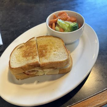 Summer Kitchen Cafe - Chicken and ham sandwich, steamed veggies - American Near Me - Omaha, Nebraska