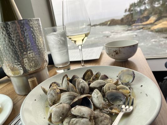 Tidal Raves Seafood Grill by null