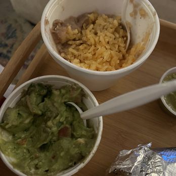 Taqueria El Asadero - Guacamole and Rice & / or Beans - Mexican Near Me - Chicago, Illinois Taqueria El Asadero - Guacamole and Rice & / or Beans - Mexican Near Me - Chicago, Illinois
