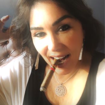 Dapper D’s Cigars - Cigar Bars Near Me - Jacksonville, Florida