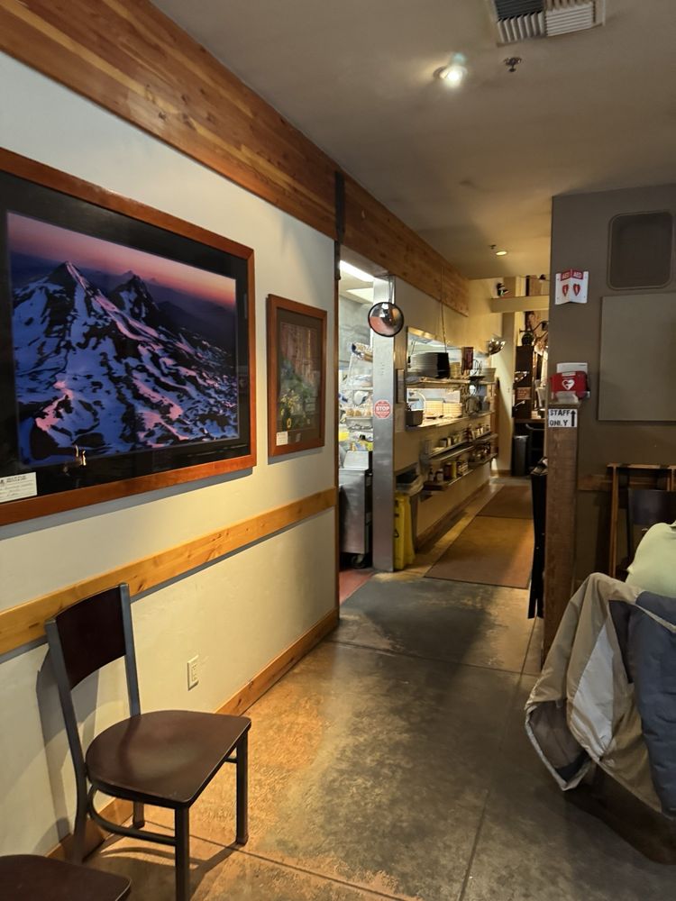 Three Creeks Brew Pub