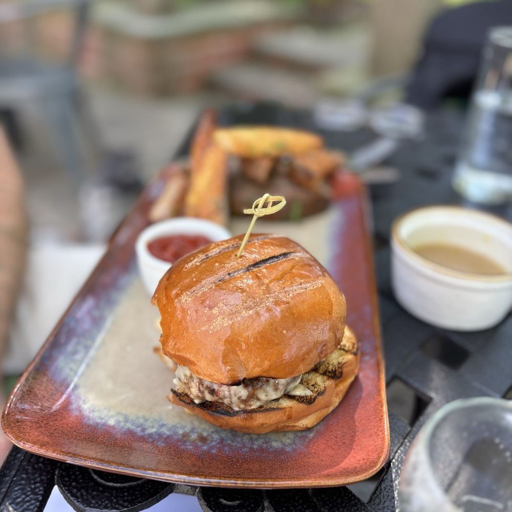 Diving Head First Into Donald Trump's Culinary Abyss | Eater NY, image size:1000x1000