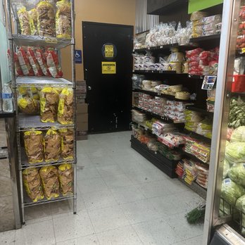 Carniceria Las Glorias - Tortillas, chips and tostada aisle - Butcher Near Me - Azusa, California