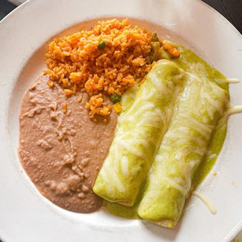 Sabor Cocinabar - enchiladas poblanas - Mexican Near Me - San Antonio, Texas Sabor Cocinabar - enchiladas poblanas - Mexican Near Me - San Antonio, Texas
