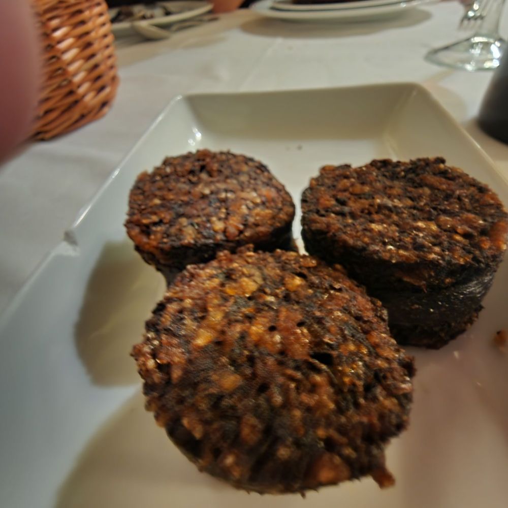 Botín - Black pudding sausage (blood sausage) - Spanish Near Me - Madrid, M
