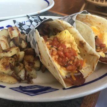 Chinook's - Seafood Near Me - Seattle, Washington