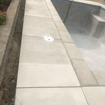 Murphy Pools & Spas - This is the gap he left between the pool and our planter. What are we supposed to do there ???!!!! - Pool & Hot Tub Service Near Me - Palmdale, California Murphy Pools & Spas - This is the gap he left between the pool and our planter. What are we supposed to do there ???!!!! - Pool & Hot Tub Service Near Me - Palmdale, California