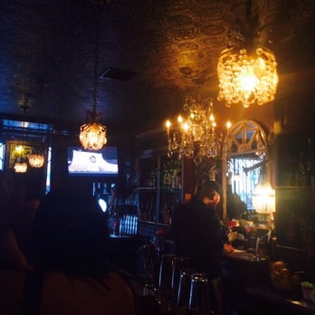 R Bar - Lounges Near Me - Los Angeles, California R Bar - Lounges Near Me - Los Angeles, California