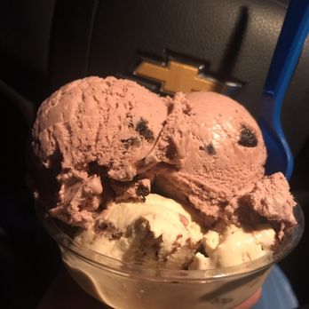 Sip'N Swirl - Very cherry vanilla and banana & brownie - Ice Cream & Frozen Yogurt Near Me - Little Falls, New Jersey Sip'N Swirl - Very cherry vanilla and banana & brownie - Ice Cream & Frozen Yogurt Near Me - Little Falls, New Jersey