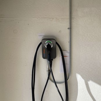 EV Charging Solutions - Electricians Near Me EV Charging Solutions - Electricians Near Me