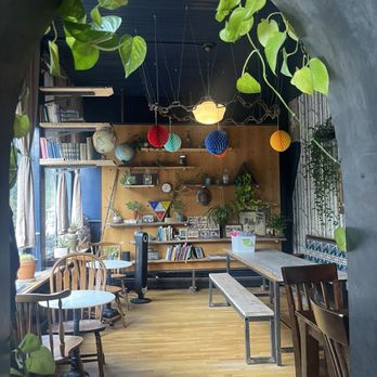 Plume Coffee Bar - Game/book room - Coffee & Tea Near Me - Silver Plume, Colorado