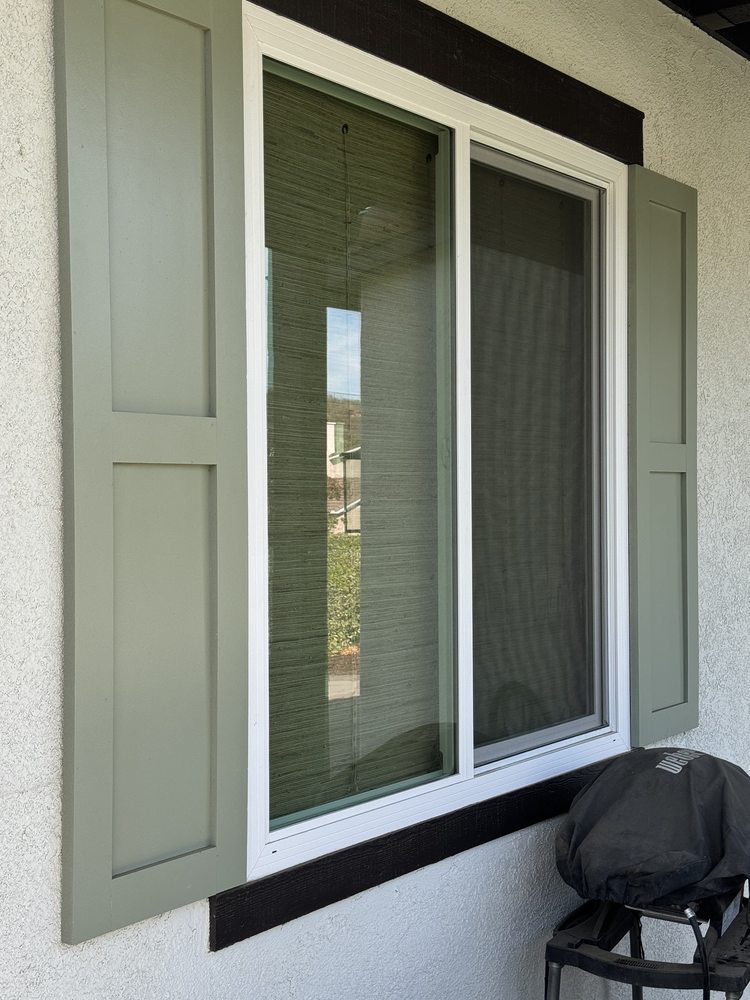 Slide of Elor Energy