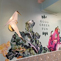 Boulevard of Greens - Mural in back