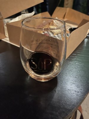 Sip Wine & Beer by null