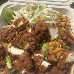 Fried Chicken with Pad Thai