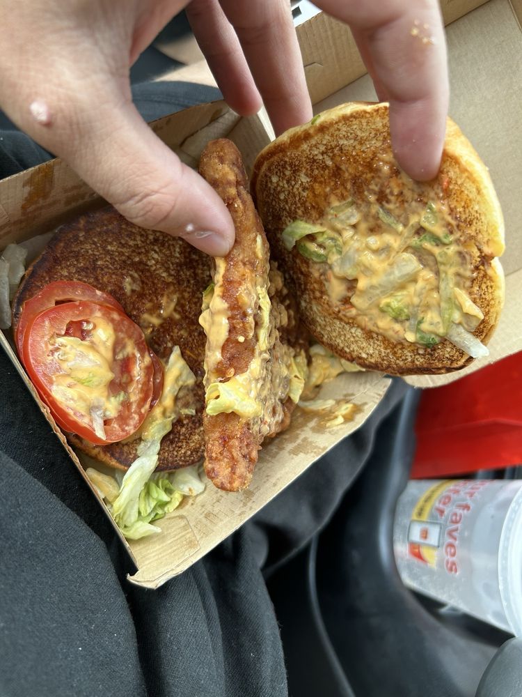 MCDONALD’S Updated October 2024 18 Photos & 42 Reviews 1409 N