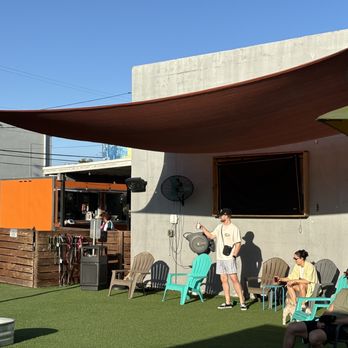 Barkyard n' Brews - Dog Parks Near Me - Fort Lauderdale, Florida