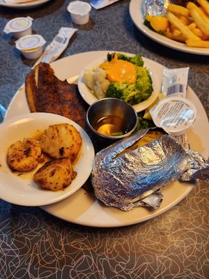 316 Oyster Bar by null