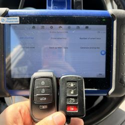 Picky Locksmith - Toyota key fob duplication