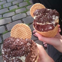 LisEis - Lecker! Streusel gibt's gratis ;-)