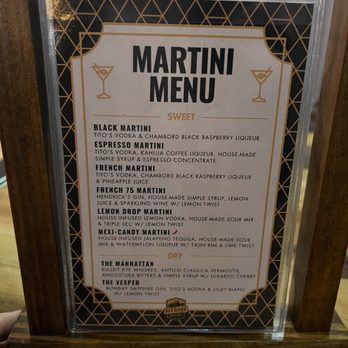 Pit Stop Bar & Grill - Burgers Near Me - Barstow, California